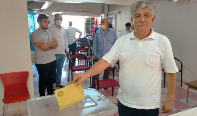 CHP Eyyübiye’de olağanüstü kongreye gitti