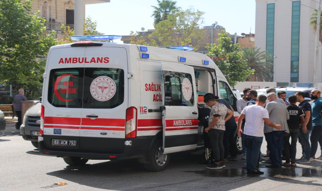 Urfa'nın göbeğinde kaza: Genç kız kanlar için de kaldı
