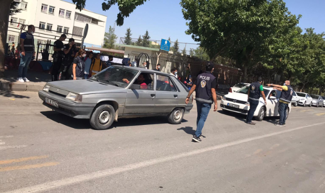 Emniyet sahaya indi! 35 bin 364 araç kontrol edildi