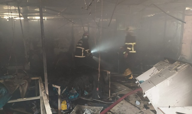 Şanlıurfa’da bir iş yeri küle döndü