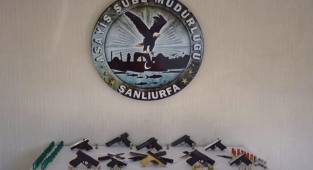 Şanlıurfa'da silah operasyonu: Tüfek, tabanca ve pala ele geçirildi