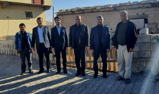 Susuzluktan hayvanları ölen köyü ziyaret etti