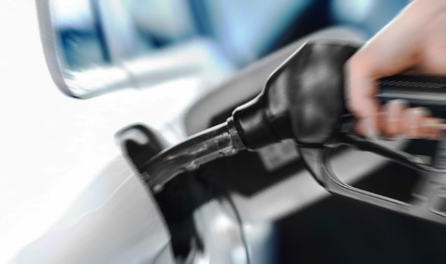 Akaryakıtta indirim: Motorin 5 kuruş ucuzlayacak