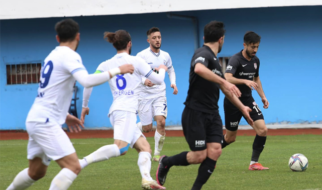 Şanlıurfaspor kazanmayı unuttu, Pendikspor farkı açtı