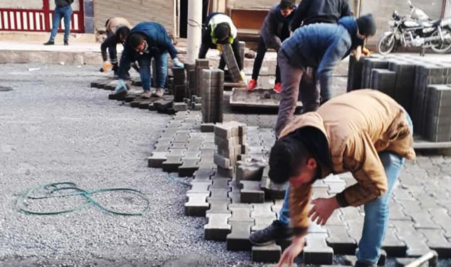 Viranşehir’in cadde ve sokaklarında yenileme çalışması