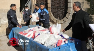 Haliliye'de yarım ton son kullanma tarihi geçmişi ürün yakalandı