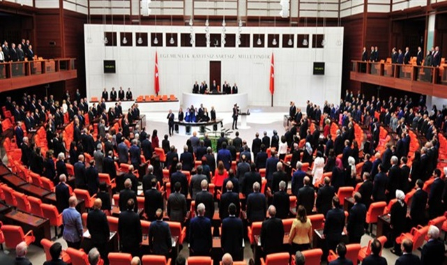 Öğretmenlik Meslek Kanunu Teklifi yasalaştı