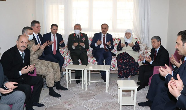 Vali Erin’den şehit ailelerine ziyaret