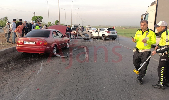 Şanlıurfa'da araçlar çarpıştı