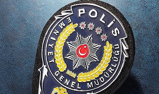 Eyyübiye'de hareketli saatler! Polis apartmana baskın yaptı