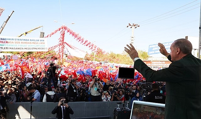 Cumhurbaşkanı Recep Tayyip Erdoğan, Diyarbakır'da