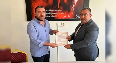 Hilvan'da öğretmenlere belge takdim edildi