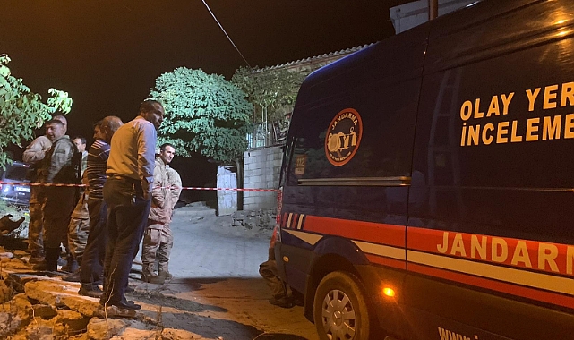Muhtar azasının evi tarandı! 2 kişi öldü