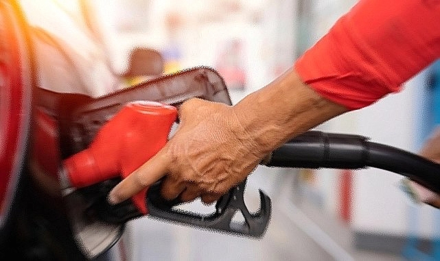Benzine gelen indirim pompa fiyatlarına yansıdı mı?