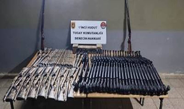 Çok sayıda mühimmat ve uyuşturucu madde ele geçirildi