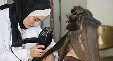 Şanlıurfalı genç kızlar Büyükşehir’le hayallerine kavuştu