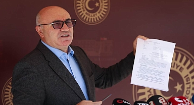 Tanal: Gerçek gazeteciler kuru ekmeğe muhtaç, yandaşlar yalılarda sefa sürüyor!