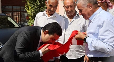 Başkan Özyavuz: İstiklâl Marşı milli mücadelenin mümtaz metnidir