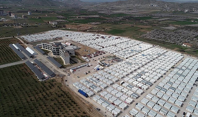 Geçici konaklama merkezine kaç depremzede yerleştirildi?