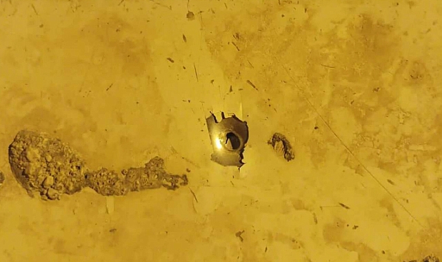 Şanlıurfa'da yorgun mermi kamyona isabet etti