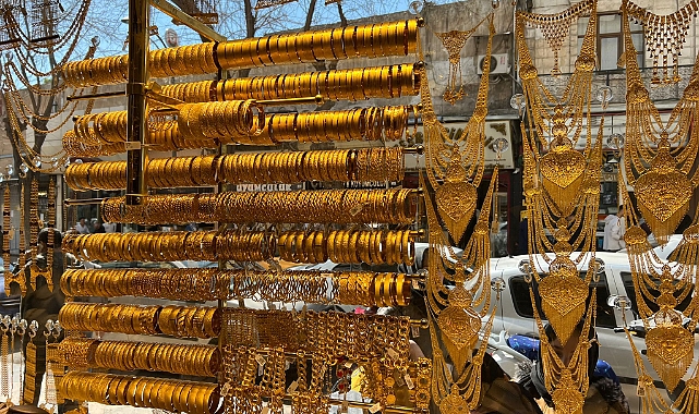 Altın fiyatlarında son durum! Çeyrek altın kaç TL oldu?