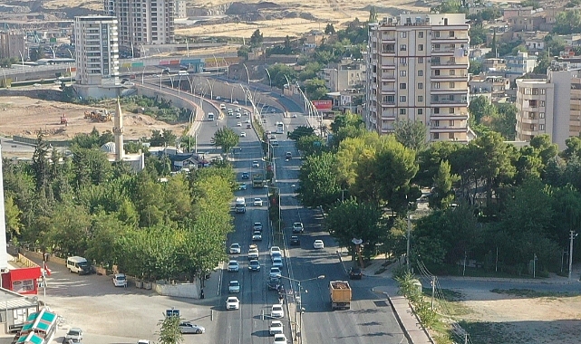 Karaköprü'deki 221 mezar başka yerlere nakledildi