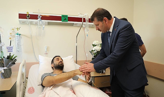 Vali Ayhan’dan saldırıya uğrayan polise ziyaret