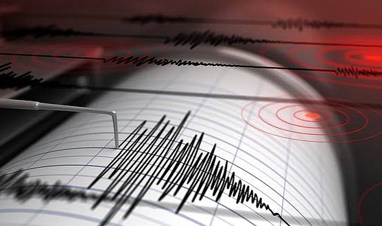 Büyük deprem! 5.1 olarak ölçüldü
