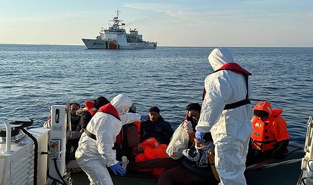 15 bin 591 düzensiz göçmen yakalandı! 