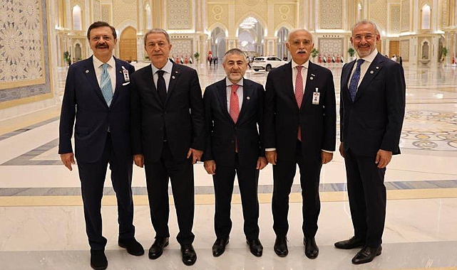 Eski Bakan Nebati, Birleşik Arap Emirliklerinde konuştu