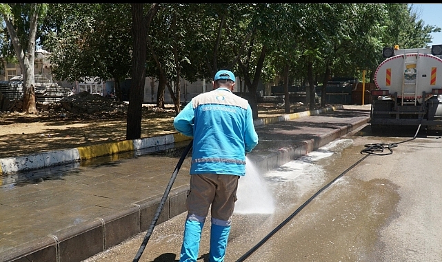 Haliliye'de bayram sonrası kapsamlı temizlik