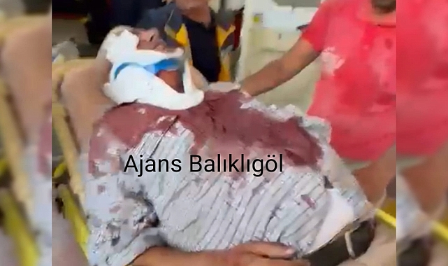 Hilvan'da feci olay! Devrilen kamyonun altında kaldı