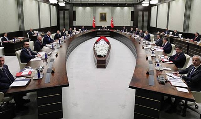 Milyonların gözü kabinede! Toplantı başladı 