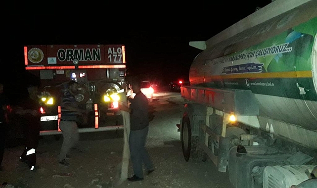 Urfa'daki yangına müdahale eden itfaiyeye Karaköprü Belediyesi ekipleri destek verdi