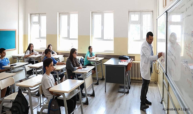 Öğretmenlerin ikinci yer değiştirme sonuçları açıklandı