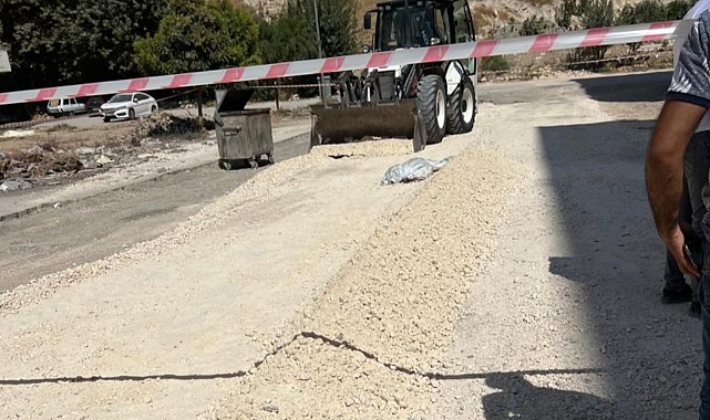 Urfa'da iş makinesinin altında kalan kadın feci şekilde can verdi