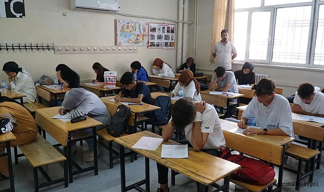 Haliliye'de gençlere yönelik ücretsiz deneme sınavları