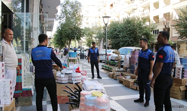 Haliliye'de kaldırım işgali denetimi