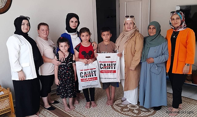MİSİAD Eyyübiye ilçe yönetiminden öğrencilere kırtasiye desteği