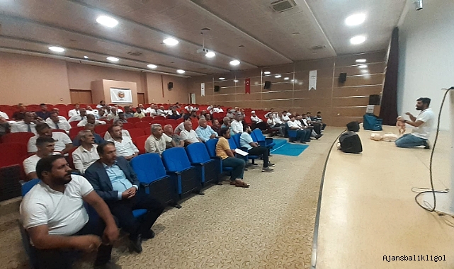 Okulların açılmasıyla servis şoförlerine ilk yardım eğitimi