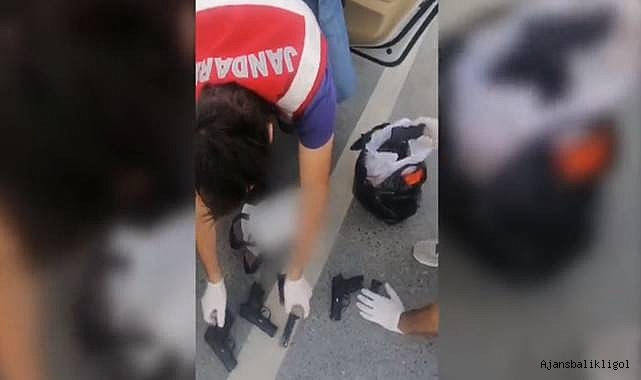 Silah kaçakçılığı yapan 9 şüpheli yaklandı