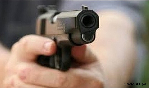 Sokak ortasında çatışma! Kalp masajı yapılan yaralıyı öldürdü