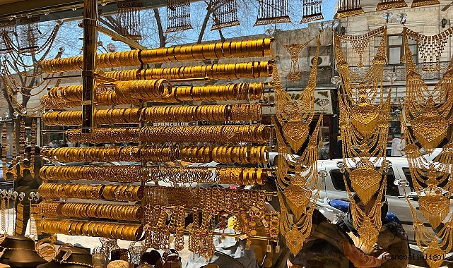 Gram, çeyrek, yarım ve ata altın kaç TL’den işlem gördü?