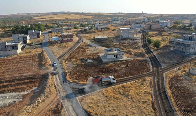 Karaköprü kırsalında yol yenileme seferberliği sürüyor