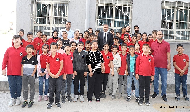 Vali Şıldak Eyyübiye’de okul ziyareti gerçekleştirdi