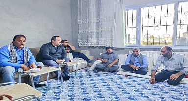 Başkan Ekinci, vatandaşın çay davetini de geri çevirmedi
