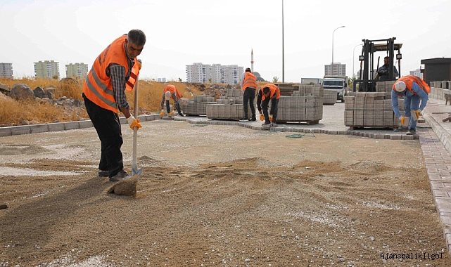 Karaköprü'de üstyapı çalışmaları devam ediyor