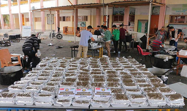 Şanlıurfa'dan Gazze'ye sıcak yemek desteği
