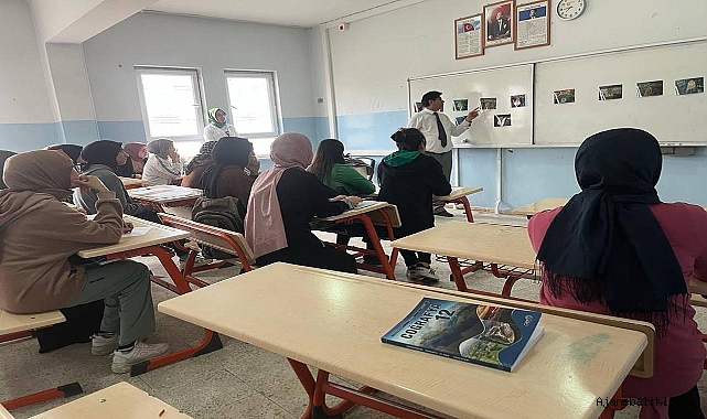 Viranşehir’de gençlere bağımlılık semineri düzenlendi