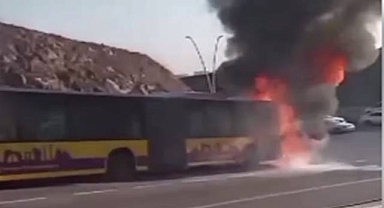 Urfa’da şehiriçi yolcu otobüsü yandı
